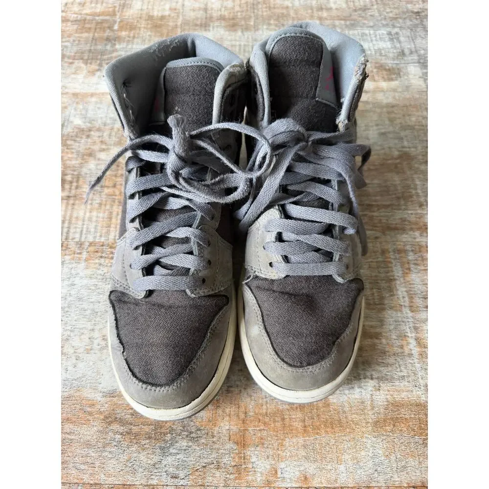 Kids Nike Air Jordan 1 Retro High Gray Black Size 6 Youth Pink Decal